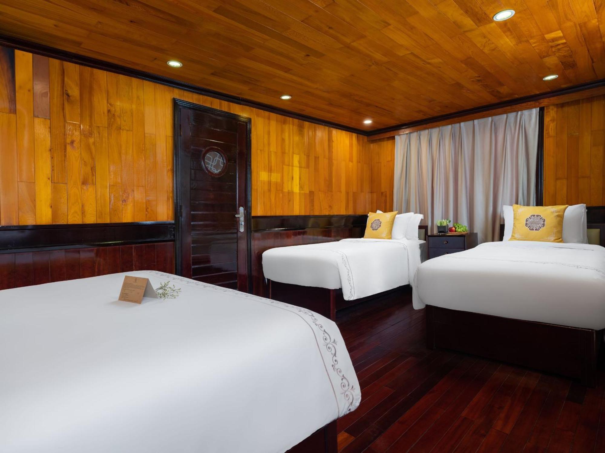 Hera Boutique Cruise Ha Long Bay Hotel Eksteriør billede